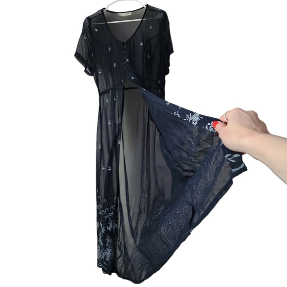 VICTORIA HOLLEY x VINTAGE sheer whimsigoth button up overlay top in black floral - Picture 2 of 7